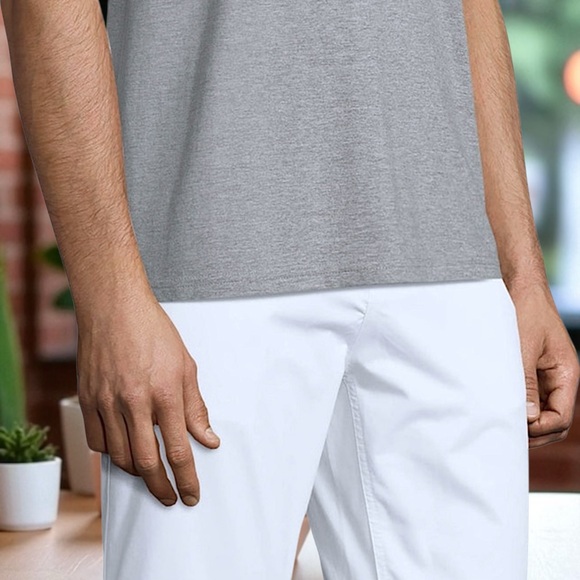 Ann Arbor T-shirt Co. I Paused My Game to Be Here Video Game Joke Phrase T-Shirt - Picture 8 of 16